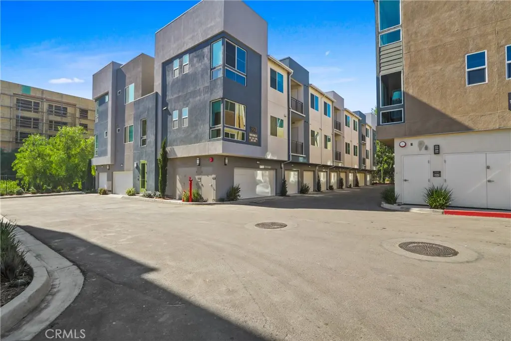 960 N Tangent Privado 305, Ontario, CA — listing photo 1