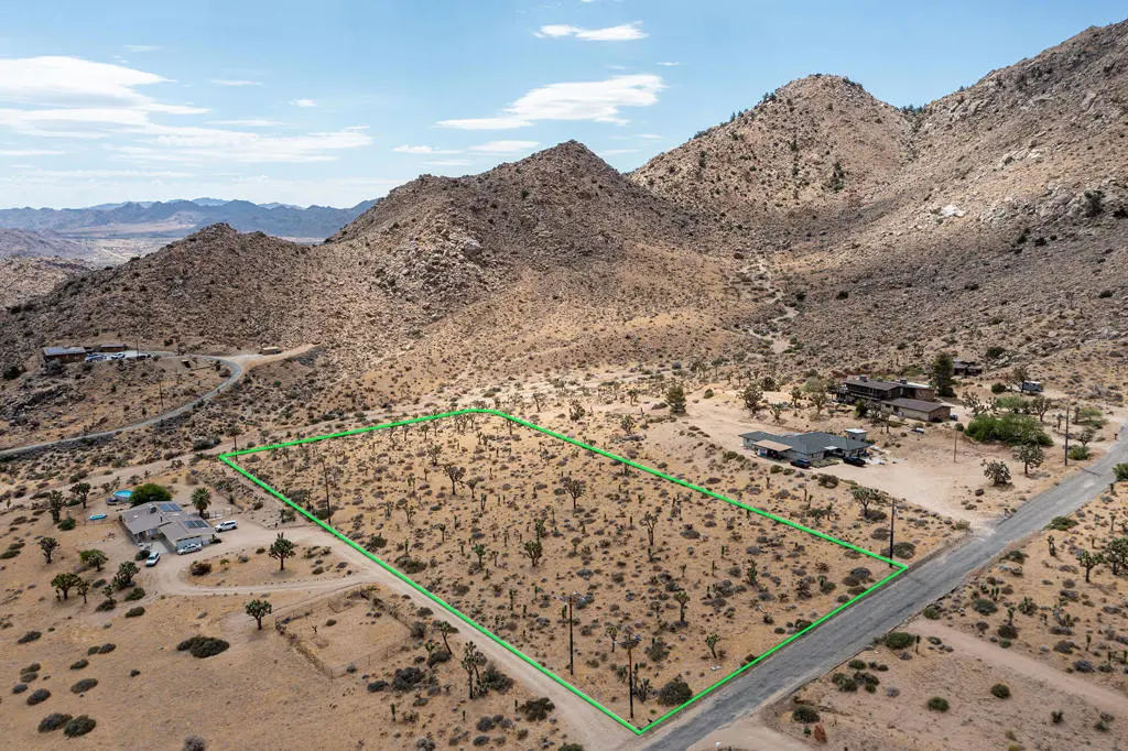 8021 Wesley Road, Joshua Tree, CA — listing photo 1