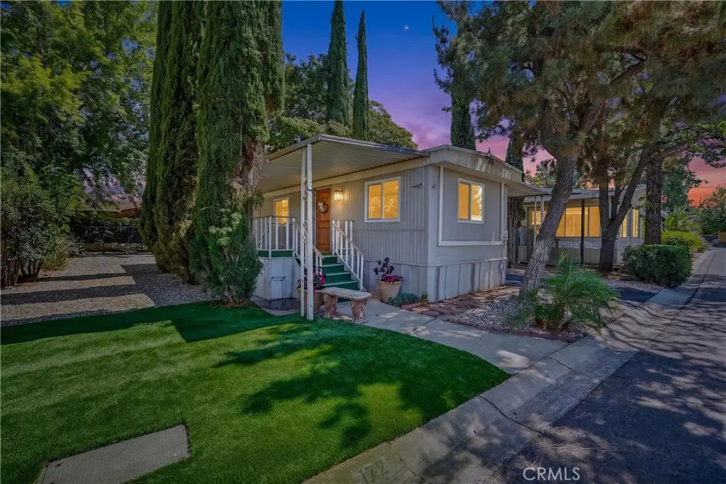 1425 Cherry 172, Beaumont, CA — listing photo 1