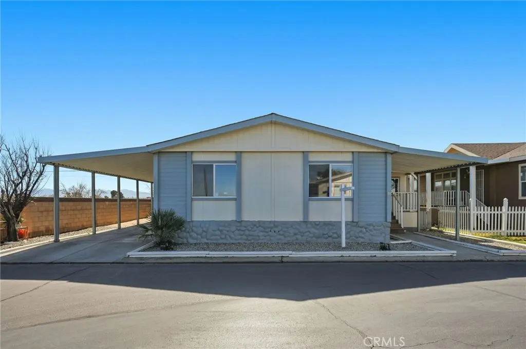 Manufactured In Park for sale at 2121 E Ave I SPC 10 10, Lancaster, CA featuring 3 beds and 2 baths