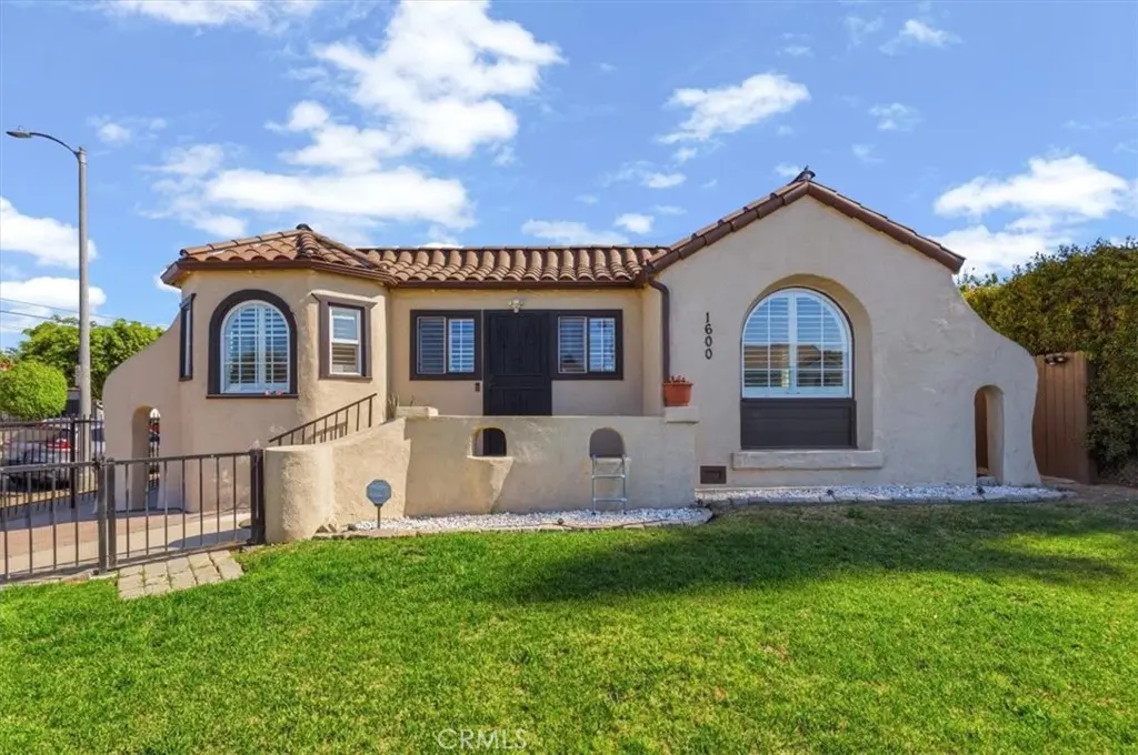 Single Family Residence for sale at 1600 W 80th Street, Los Angeles, CA featuring 3 beds and 2 baths