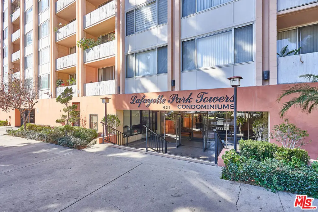 Condominium for sale at 421 S La Fayette Park Place 311, Los Angeles, CA featuring 1 bed and 1 bath