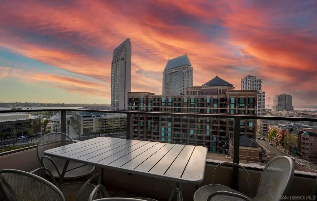 Condominium for sale at 550 Front St 907, San Diego, CA featuring 1 bed and 1 bath