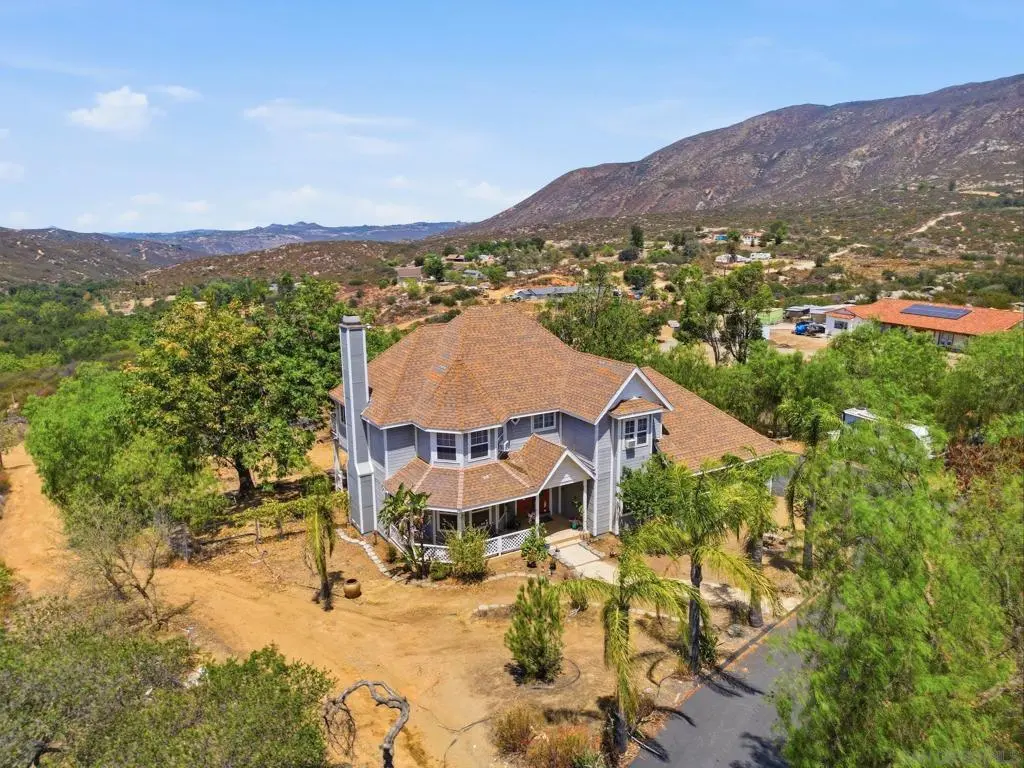 19960 Santee Ln, Valley Center, CA — listing photo 1