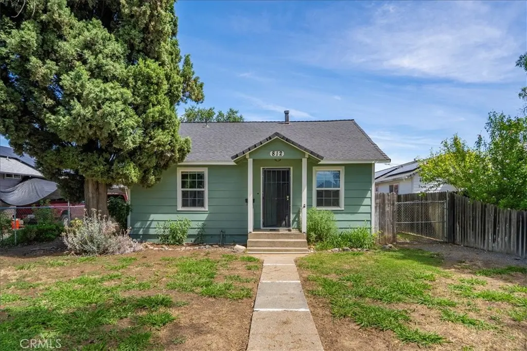 Single Family Residence for sale at 812 South, Corning, CA featuring 2 beds and 1 bath