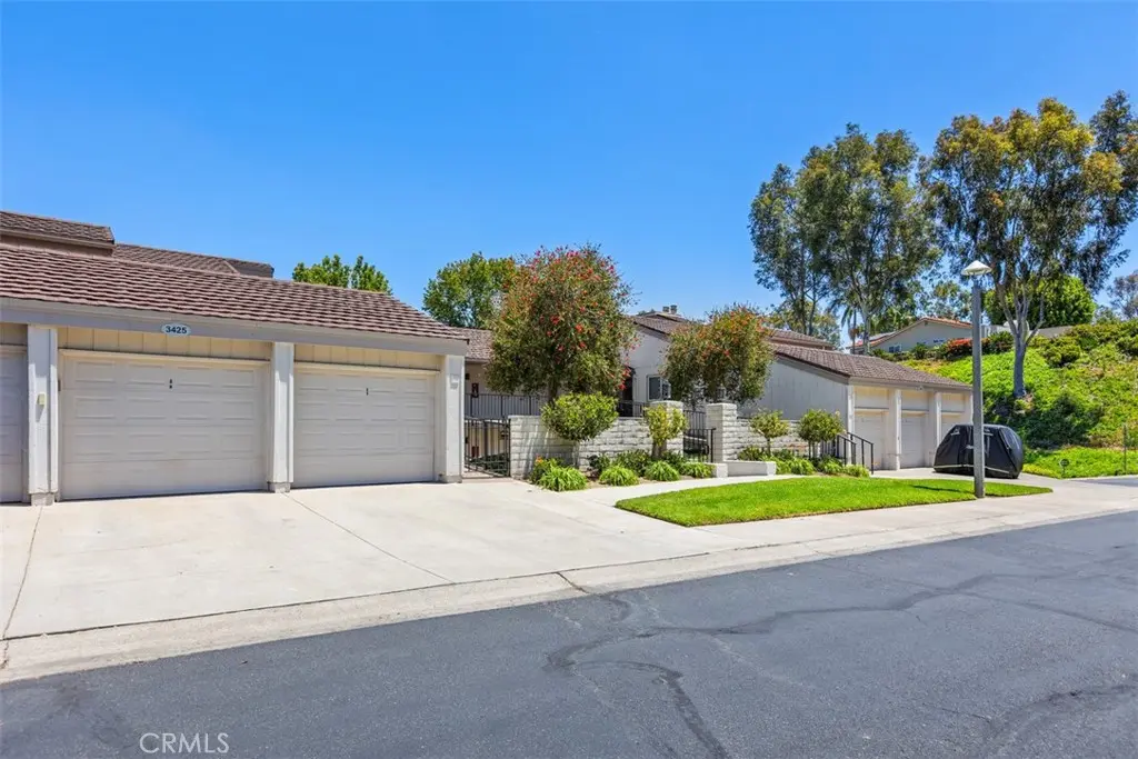 3425 Bahia Blanca W B, Laguna Woods, CA — listing photo 1