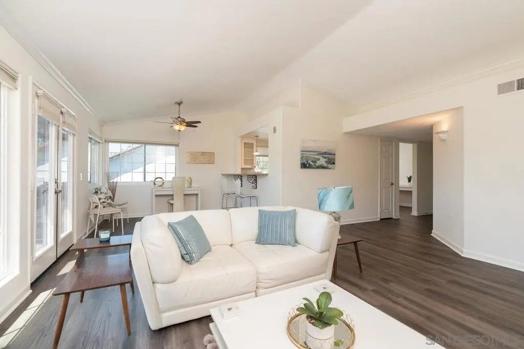 16470 Avenida Venusto Unit F, San Diego, CA — listing photo 1