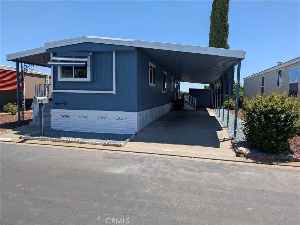 2240 Golden Oak Ln #28, Merced, CA — listing photo 1