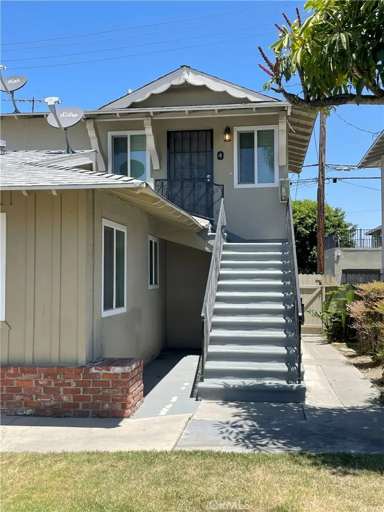 Residential Lease for rent at 1781 W Ball Road 4, Anaheim, Orange County, CA featuring 1 bed and 1 bath
