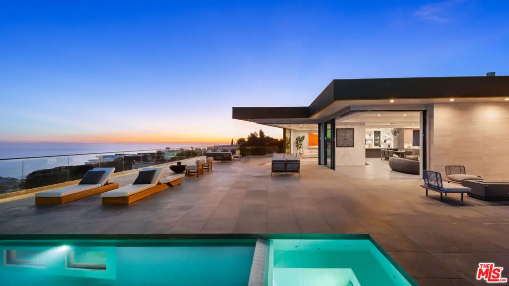 16680 Charmel Lane, Pacific Palisades, CA — listing photo 1
