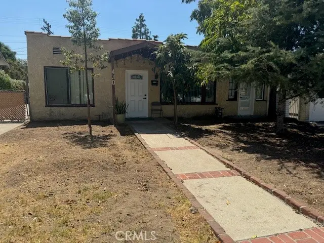 Residential Lease for rent at 430 Ivy Street, Glendale, Los Angeles County, CA featuring 3 beds and 2 baths