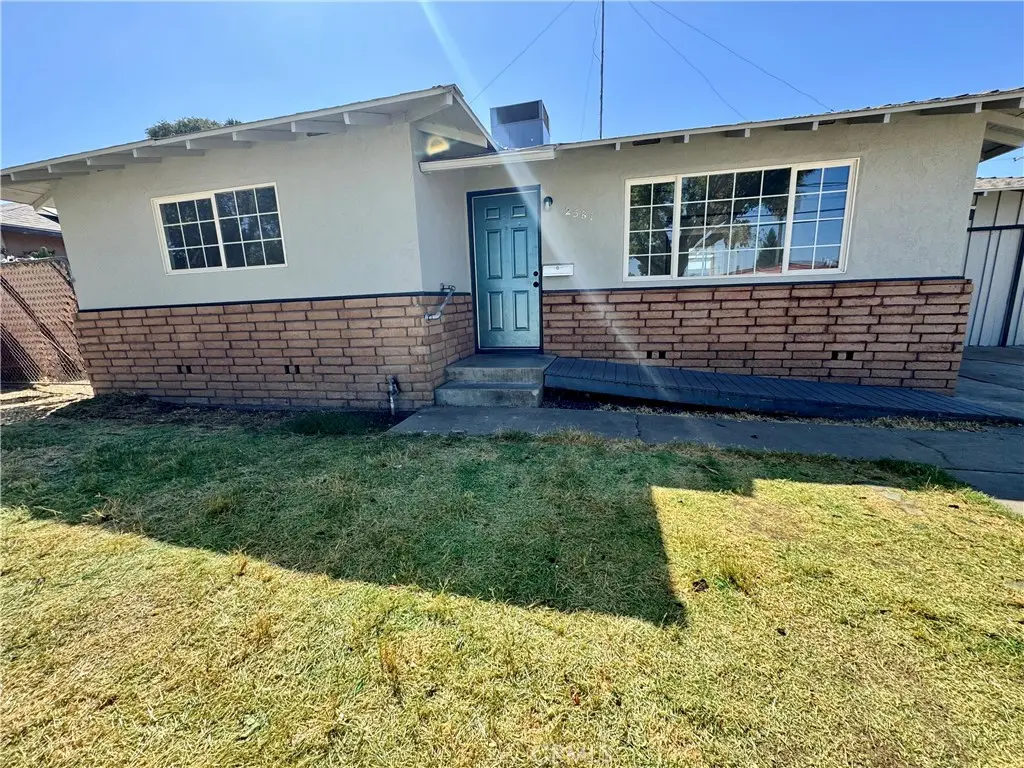 2581 E Gerard, Merced, CA — listing photo 1
