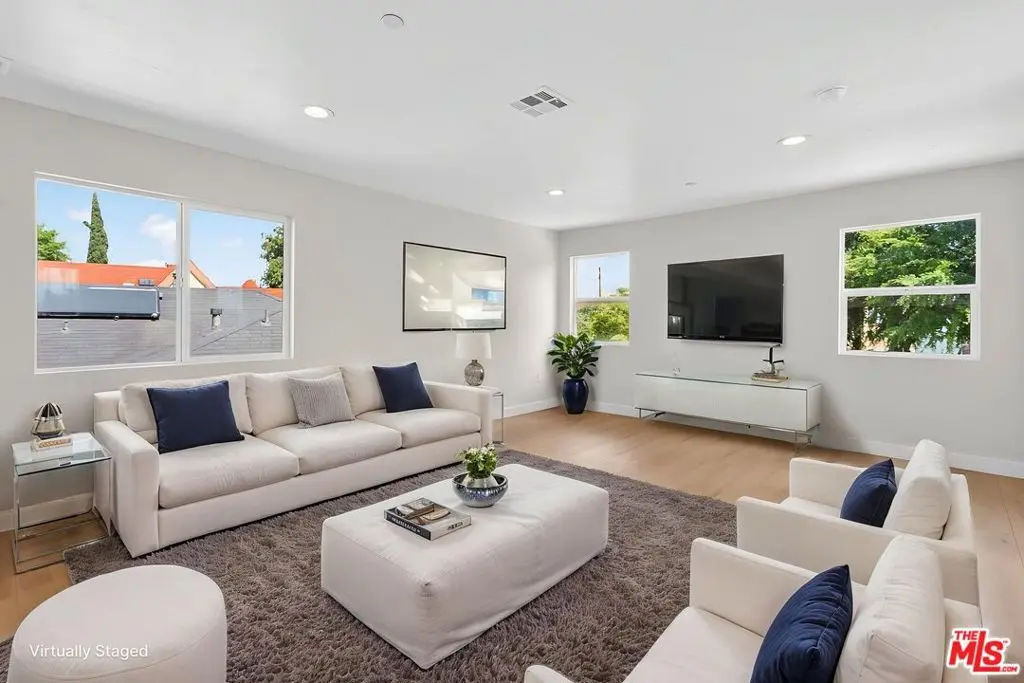 Residential Lease for rent at 3436 Hunter Street 1/4, Los Angeles, Los Angeles County, CA featuring 5 beds and 3 baths