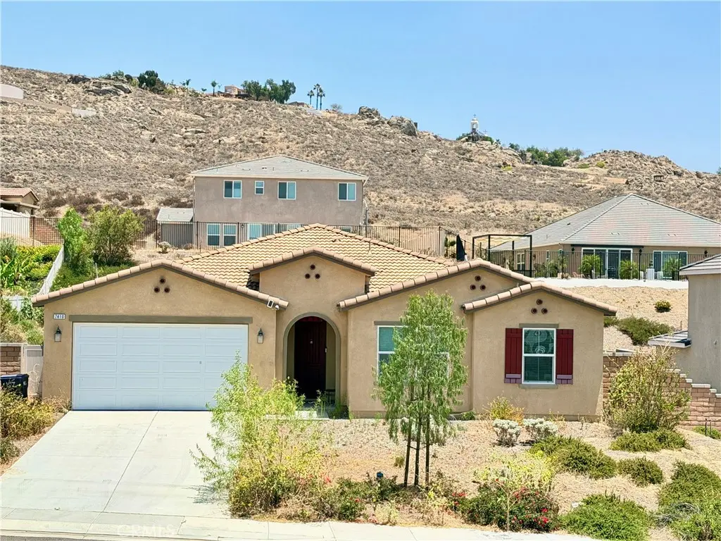 Single Family Residence for sale at 7410 Wagon Trail, Riverside, CA featuring 4 beds and 3 baths