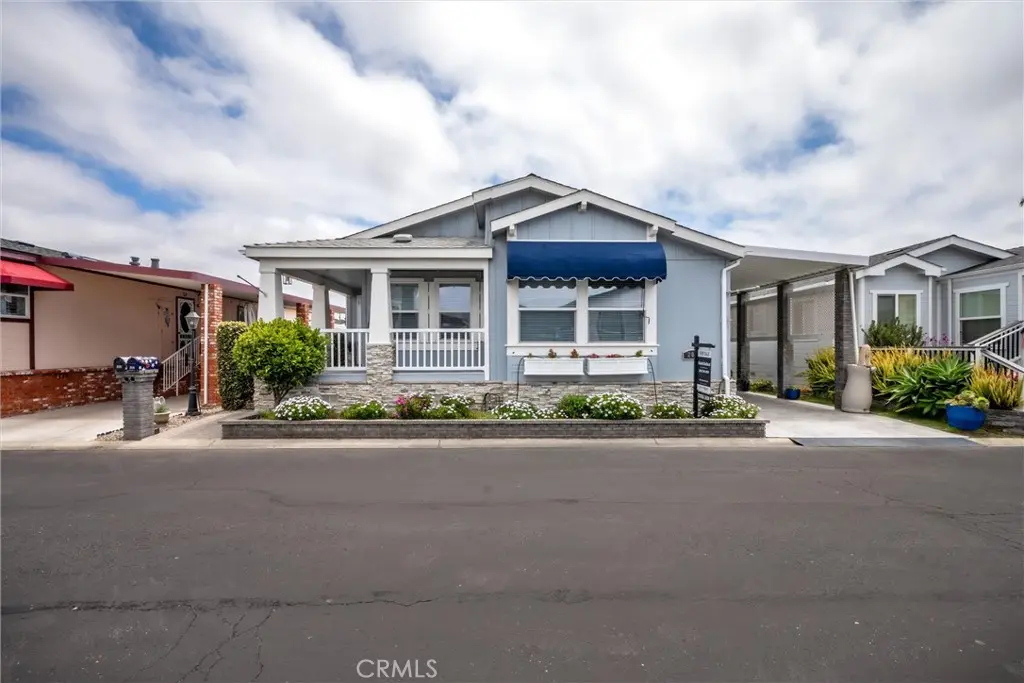 140 S Dolliver Street 204, Pismo Beach, CA — listing photo 1