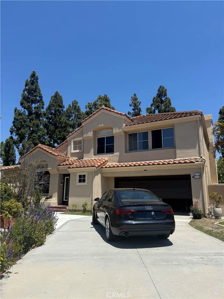 Residential Lease for rent at 1 Capobella, Irvine, Orange County, CA featuring 1 bed and 1 bath