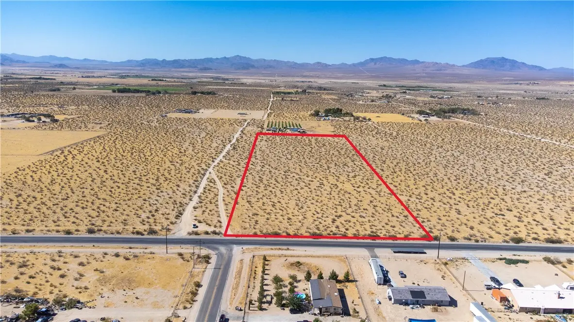247 Old Woman Springs, Lucerne Valley, CA — listing photo 1