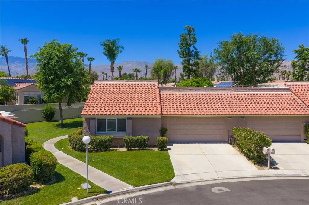 Residential Lease for rent at 74755 San Cristoval, Palm Desert, Riverside County, CA featuring 3 beds and 2 baths