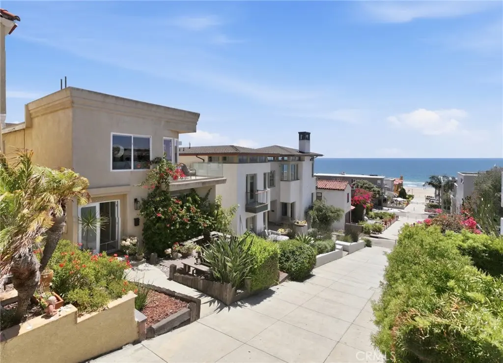 222 24th Street, Manhattan Beach, CA — listing photo 1