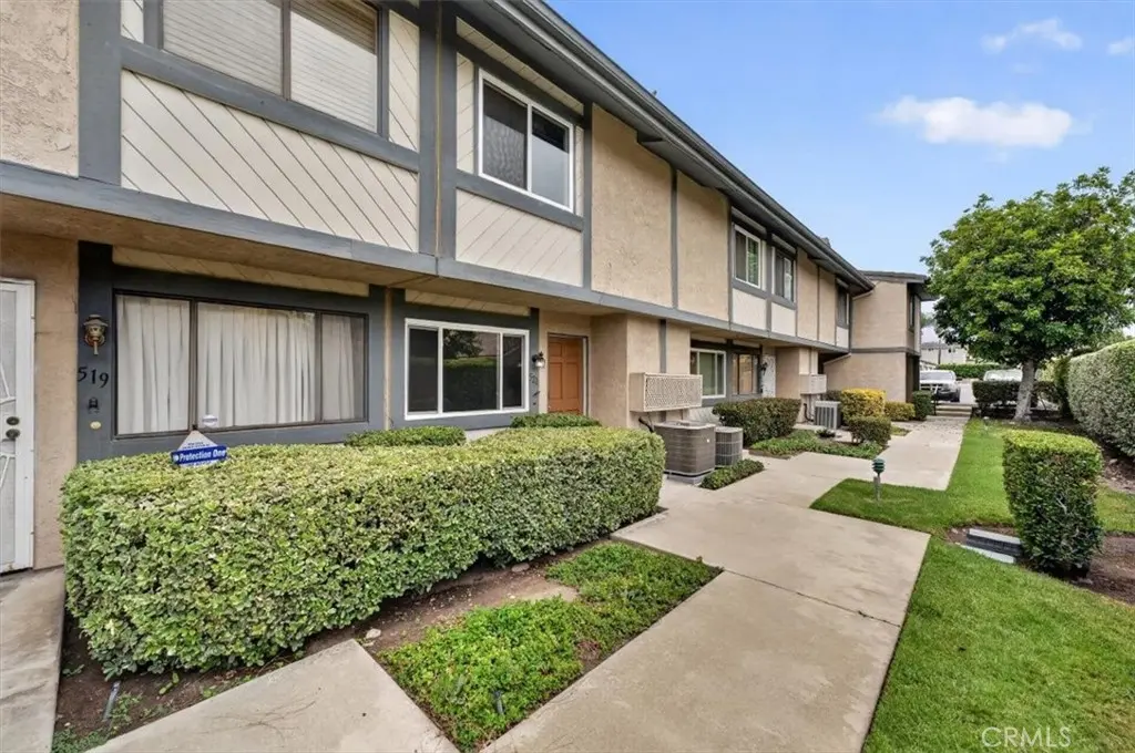 521 West 9th Street, Upland, CA — listing photo 1