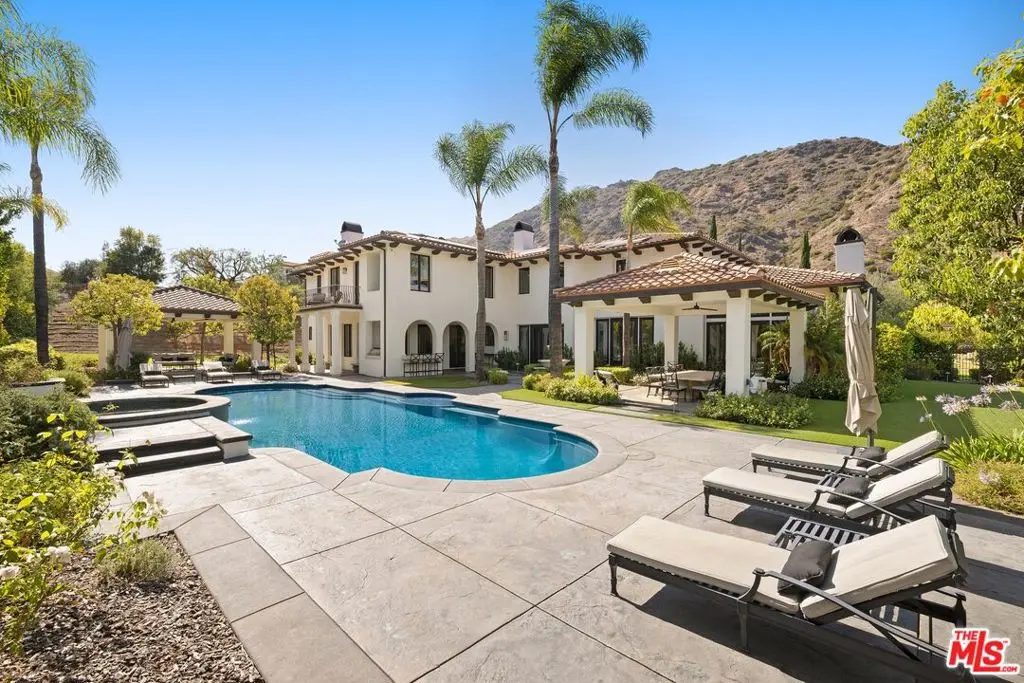 Residential Lease for rent at 29462 Malibu View Court, Agoura Hills, Los Angeles County, CA featuring 6 beds and 6 baths