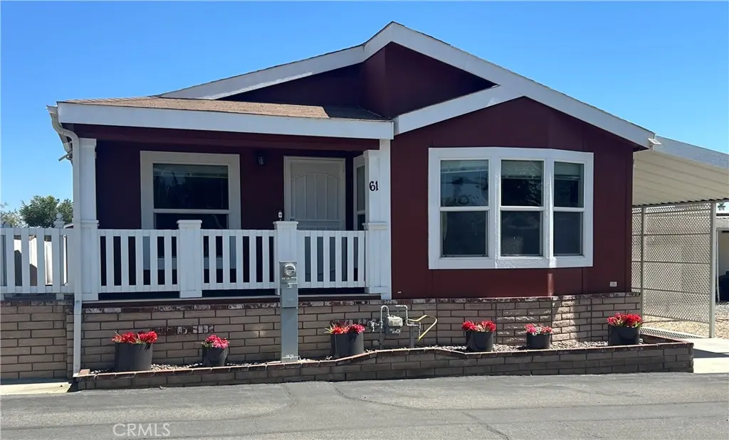 Manufactured In Park for sale at 1700 S State Street 61, Hemet, CA featuring 3 beds and 2 baths