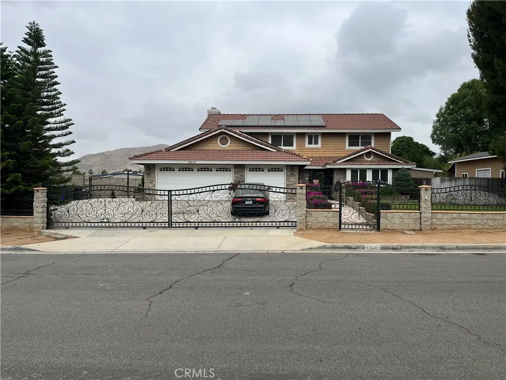 2717 Woodbriar, Jurupa Valley, CA — listing photo 1