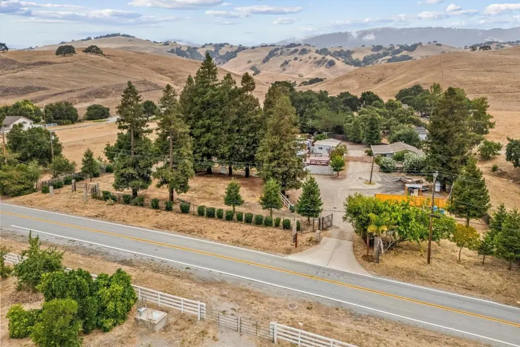 12500 New Avenue, San Martin, CA — listing photo 1