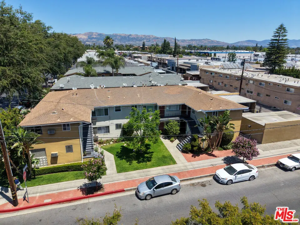 8000 Owensmouth Avenue, Canoga Park, CA — listing photo 1