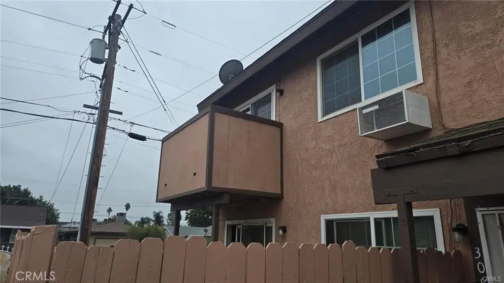 Apartment for rent at 308 N Millard 314, Rialto, CA featuring 2 beds and 1 bath