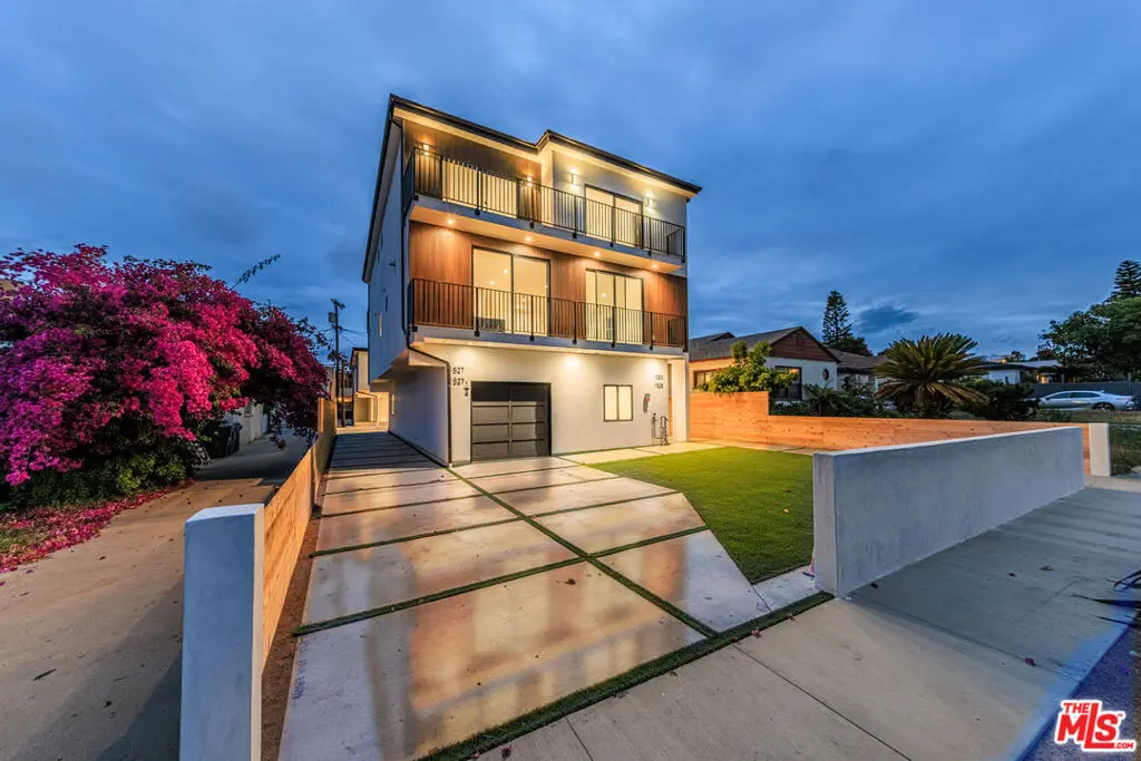 Residential Income for sale at 1525 S Carmelina Avenue, Los Angeles, CA featuring 15 beds and 16 baths