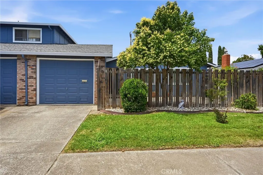 1741 Montana Vista, Lakeport, CA — listing photo 1