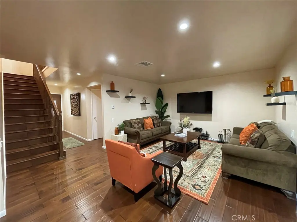 3500 W Manchester Boulevard 195, Inglewood, CA — listing photo 1