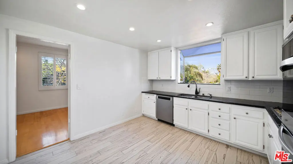 Residential Lease for rent at 200 N ALMONT Drive 302, Beverly Hills, Los Angeles County, CA featuring 2 beds and 3 baths