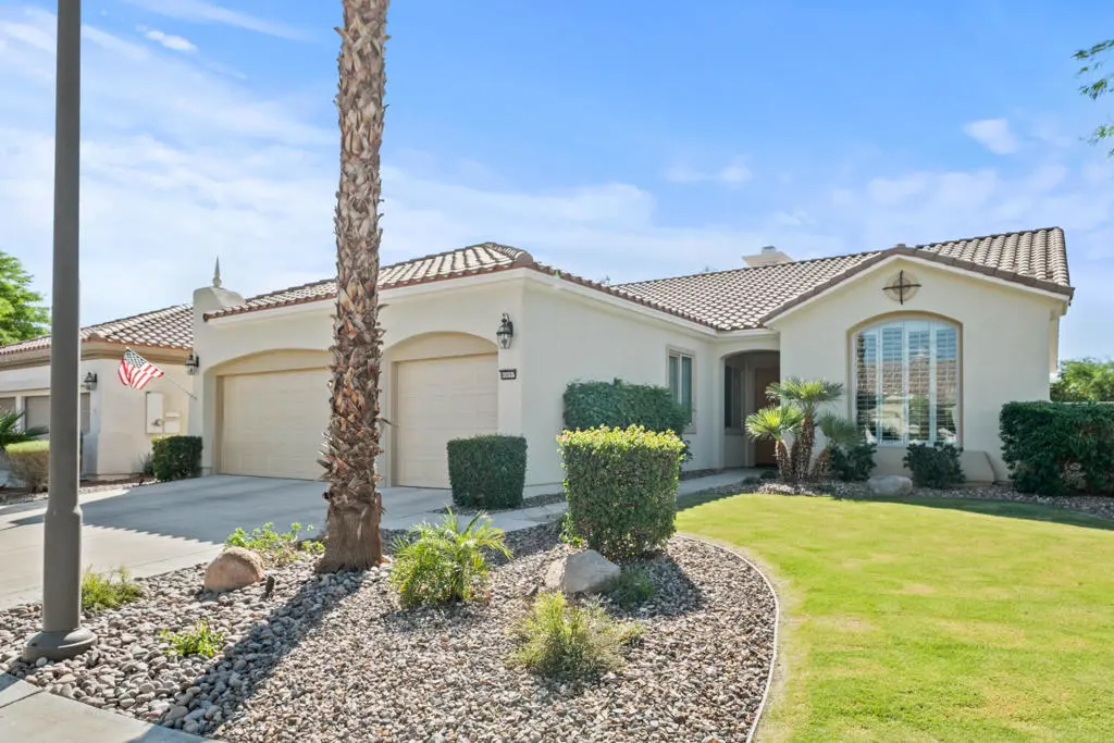 Residential Lease for rent at 80097 Avenida Santa Olivia, Indio, Riverside County, CA featuring 2 beds and 2 baths