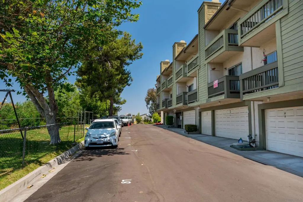 Townhouse for rent at 3954 60th Street 83, San Diego, CA featuring 2 beds and 3 baths