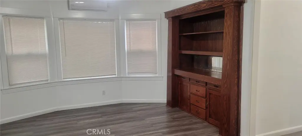 Residential Lease for rent at 836 W 40th, Los Angeles, Los Angeles County, CA featuring 2 beds and 1 bath