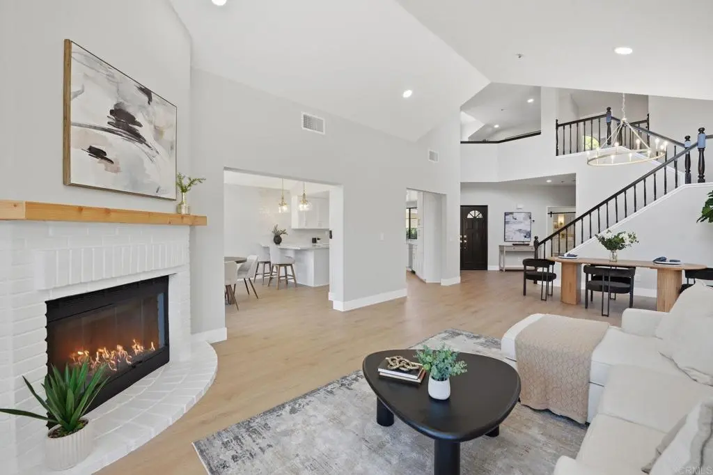 2262 Vista Valley Lane, Vista, CA — listing photo 1