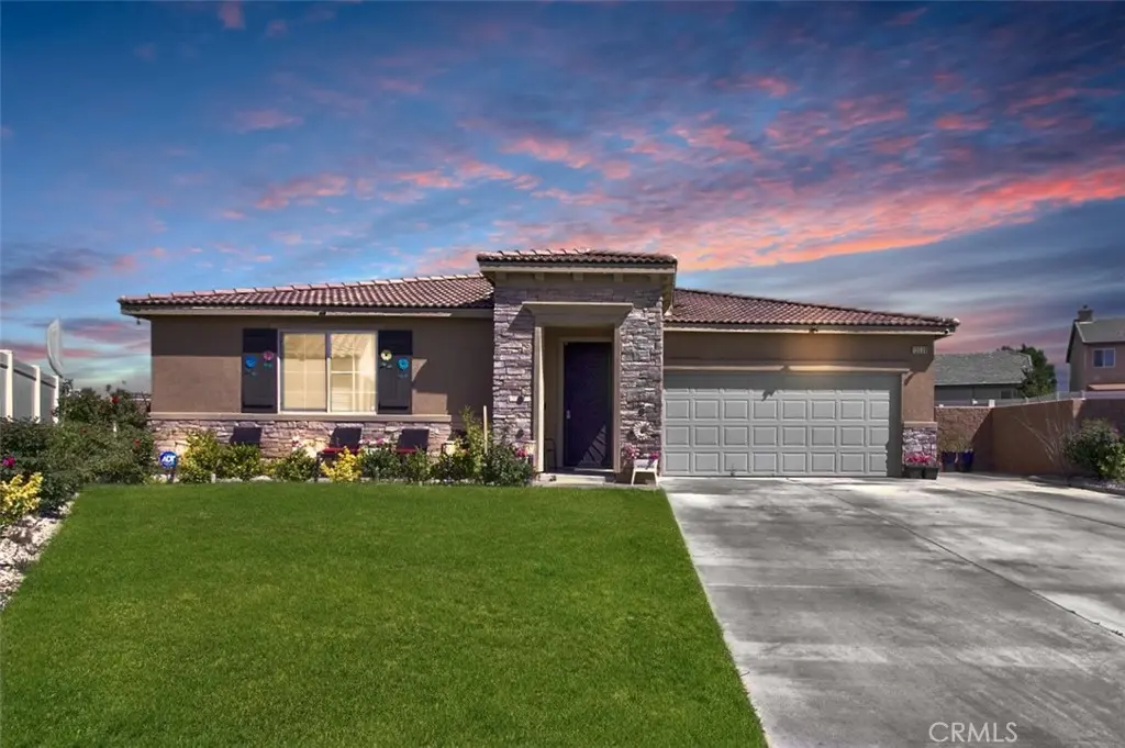 13039 Clear Creek, Hesperia, CA — listing photo 1