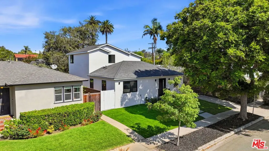 Single Family Residence for sale at 3123 Oakhurst Avenue, Los Angeles, CA featuring 4 beds and 4 baths