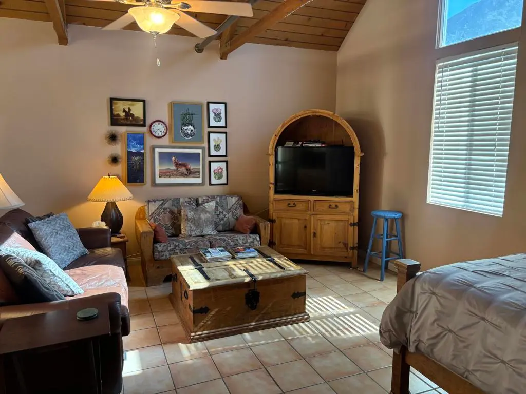Residential Lease for rent at 46855 Mountain Cove Drive 85, Indian Wells, Riverside County, CA featuring 1 bed and 1 bath