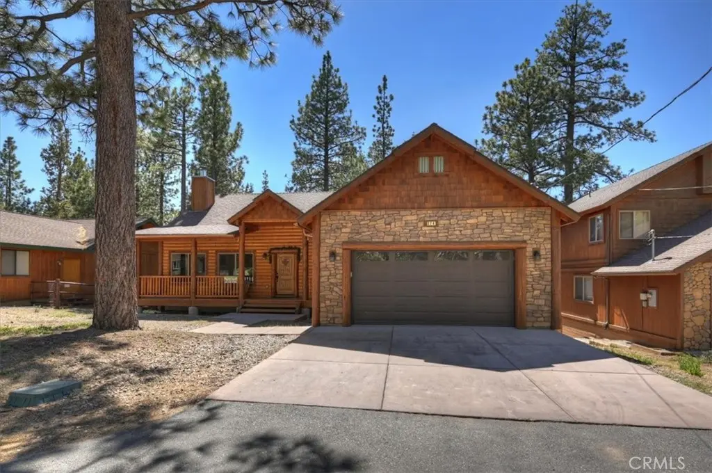 374 Northern Cross, Big Bear Lake, CA — listing photo 1