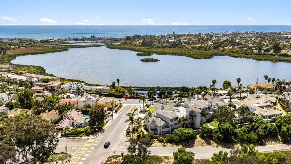 Condominium for sale at 1128 Las Flores, Carlsbad, CA featuring 2 beds and 3 baths