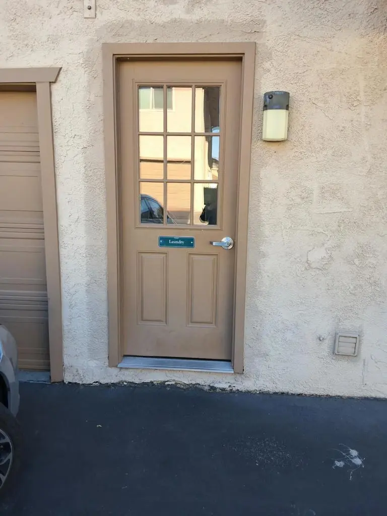 Residential Lease for rent at 72599 Edgehill Drive 3, Palm Desert, Riverside County, CA featuring 2 beds and 1 bath