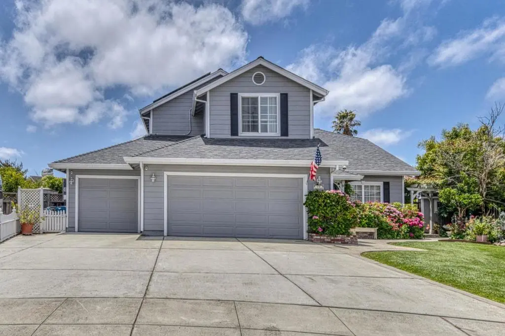 11 Newington Circle, Salinas, CA — listing photo 1