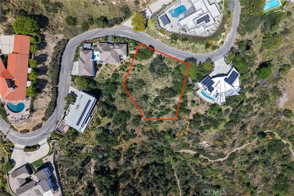 1570 Glen Oaks Boulevard, Pasadena, CA — listing photo 1