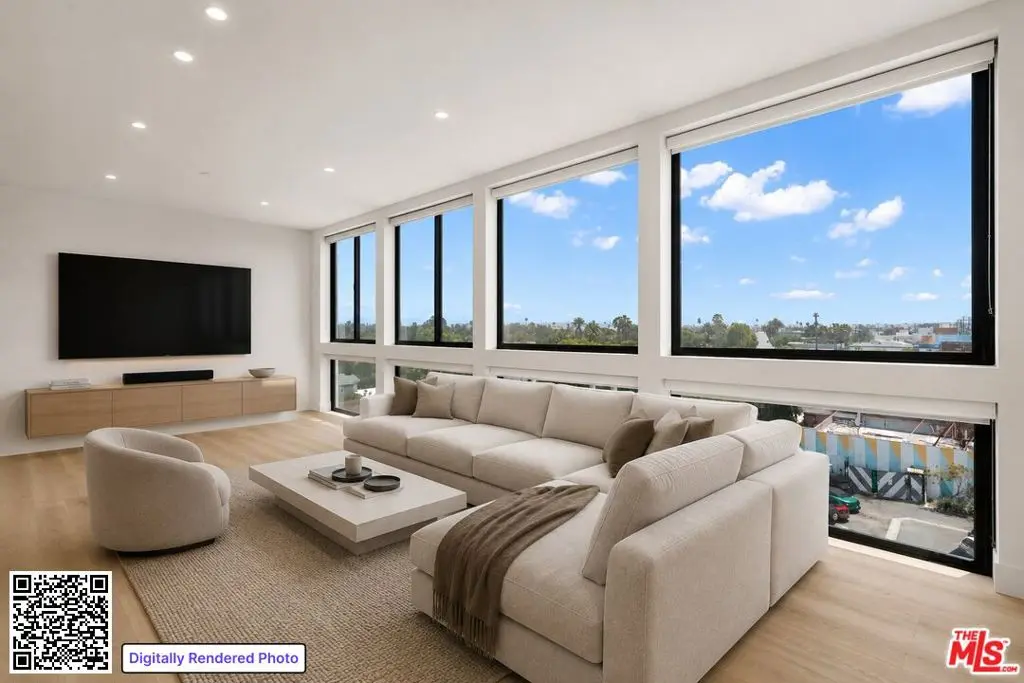 1808 Lincoln Boulevard 507, Venice, CA — listing photo 1