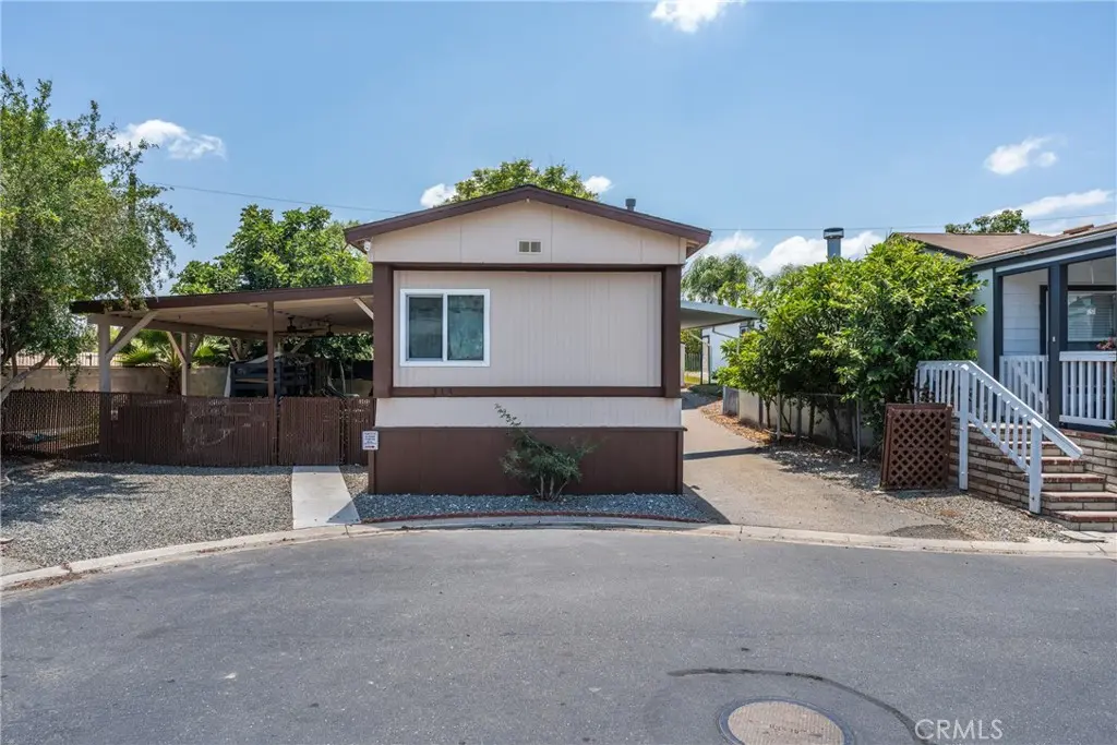 Manufactured In Park for sale at 3825 Crestmore 313, Riverside, CA featuring 2 beds and 1 bath