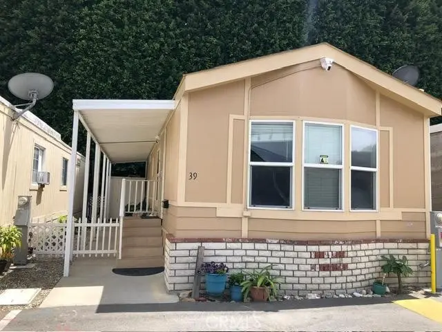 8600 Contreras Street 39, Paramount, CA — listing photo 1