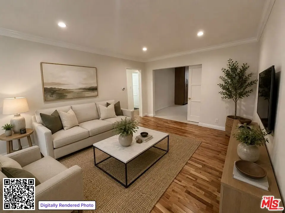 Residential Lease for rent at 947 S Bedford Street, Los Angeles, Los Angeles County, CA featuring 2 beds and 1 bath